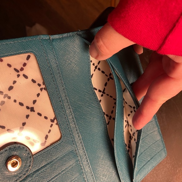 Kate spade green wallet - Picture 3 of 4